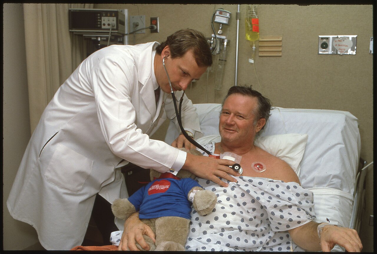 Doctors & Medical Clinics in Coronado (English-Speaking)